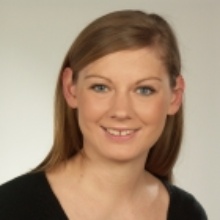 This image shows Eva Knüpffer