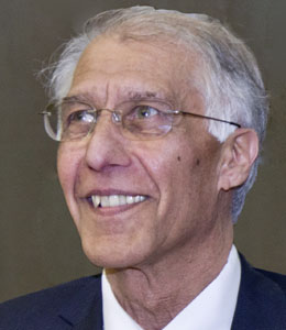 Dieses Bild zeigt Hon.-Prof. Dr.-Ing. Schew-Ram Mehra